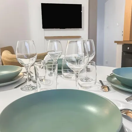 Angevin Avec Terrasse Et Wifi Rapide *
